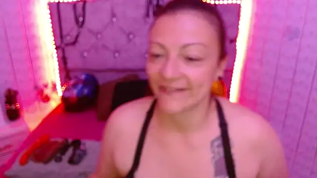 Susanahotsexxx online show from November 2, 12:14 am