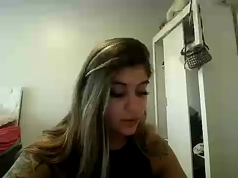 Becca B online show from February 15, 6:07 pm