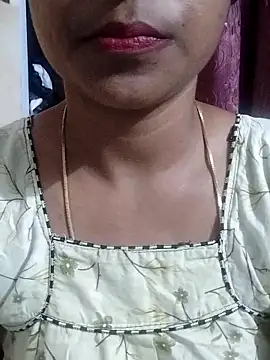 Snapshot of Varsha21 chatting on October 10, 3:39 pm Varsha21 online show from October 10, 3:39 pm