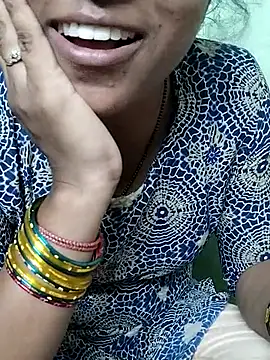 Snapshot of Varsha21 chatting on September 22, 11:19 am Varsha21 online show from September 22, 11:19 am