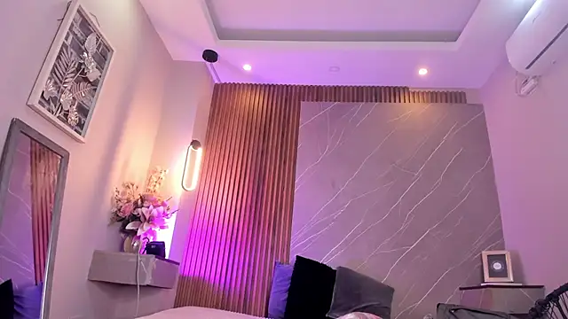 emma  rose1 online show from September 23, 7:01 pm