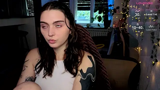 dorfmatratze   online show from October 2, 7:02 am