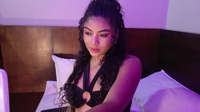 Carly Monroe  online show from October 24, 10:06 pm