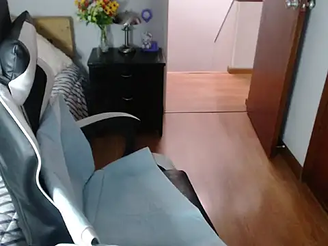 Aisha manzur online show from March 9, 8:12 pm