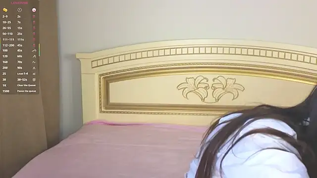 SoftieDream online show from December 15, 6:18 am