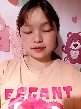 XoiXoi232 online show from December 3, 9:11 am