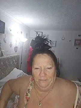 Angeldelightt online show from December 15, 9:31 pm