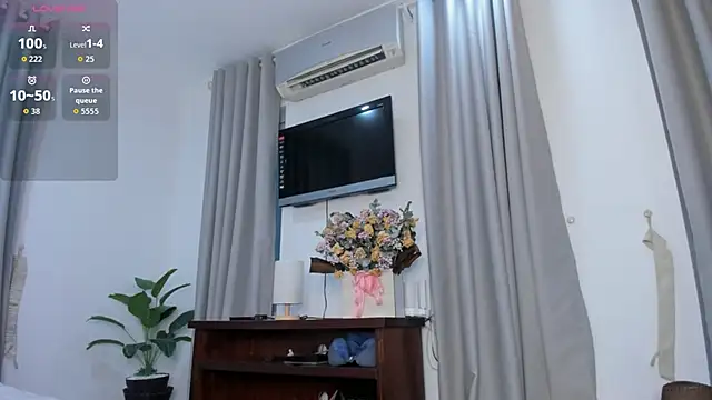 Amy Loveme online show from November 19, 12:10 am