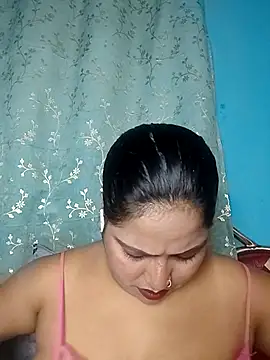 hornypriya696 online show from November 15, 6:20 pm