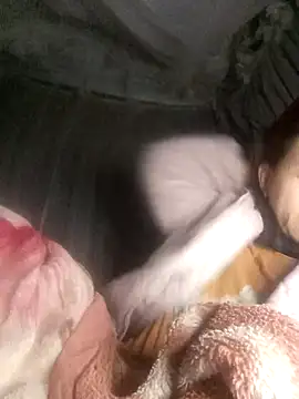 MaiHoa69 online show from December 13, 8:37 pm