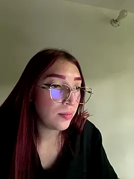 Paulina-Wells online show from December 14, 8:47 pm