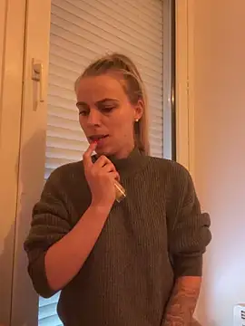 BrumeLove online show from April 16, 8:36 am