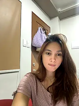 LanySylvia online show from November 20, 4:30 pm