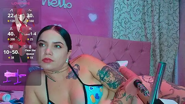 Snapshot of Lali_HOtt chatting on October 23, 10:27 pm Lali HOtt online show from October 23, 10:27 pm