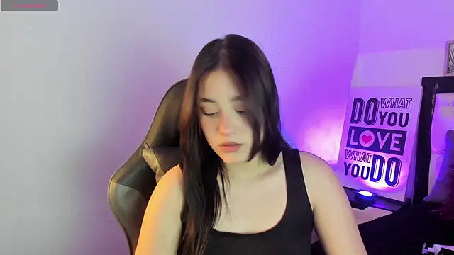 Snapshot of KimGarces chatting on September 27, 7:43 pm KimGarces online show from September 27, 7:43 pm