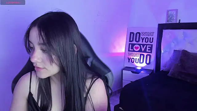 Snapshot of KimGarces chatting on September 9, 9:03 pm KimGarces online show from September 9, 9:03 pm