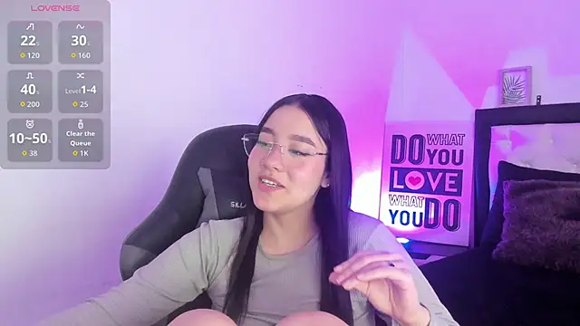 Snapshot of KimGarces chatting on September 13, 8:50 pm KimGarces online show from September 13, 8:50 pm