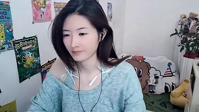 Snapshot of Moonlight-23 chatting on October 3, 6:40 am Moonlight-23 online show from October 3, 6:40 am