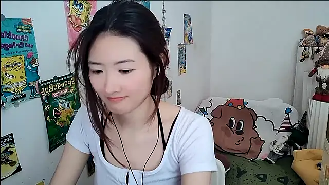 Snapshot of Moonlight-23 chatting on September 27, 6:53 am Moonlight-23 online show from September 27, 6:53 am