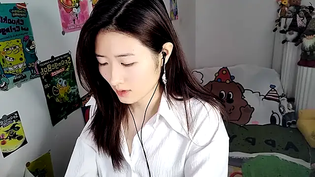 Snapshot of Moonlight-23 chatting on September 19, 7:29 am Moonlight-23 online show from September 19, 7:29 am