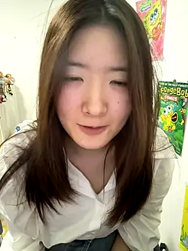 Snapshot of Moonlight-23 chatting on October 10, 2:55 pm Moonlight-23 online show from October 10, 2:55 pm