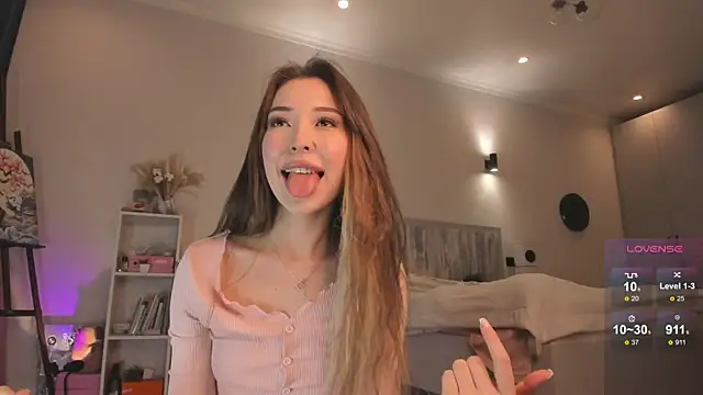 devaivy online show from November 7, 11:49 am