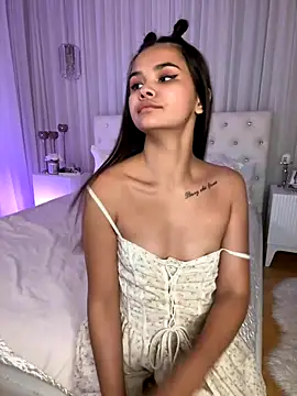 Snapshot of asian_bby_ chatting on October 19, 2:08 pm asian bby online show from October 19, 2:08 pm