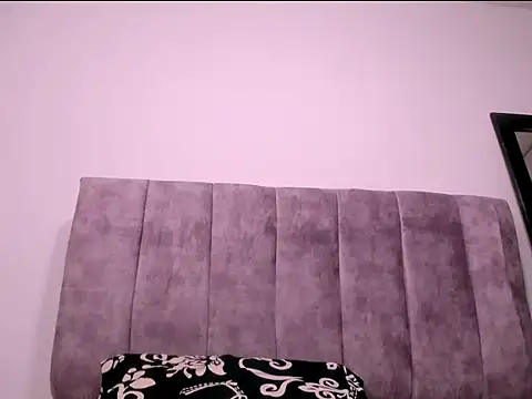 Luciana hardmand online show from September 27, 9:55 pm