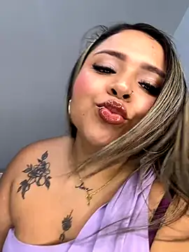 ashley-swift- online show from November 8, 7:13 am