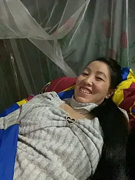 Huong-Ly online show from November 3, 2:37 am