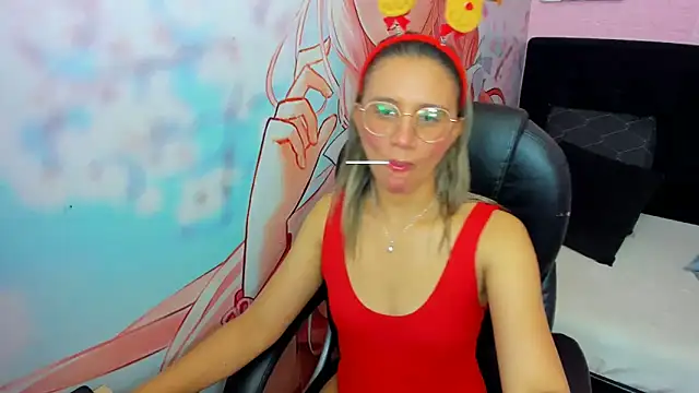 StarletTays online show from November 22, 3:20 am