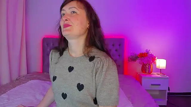 NathalyStars online show from April 6, 12:28 pm