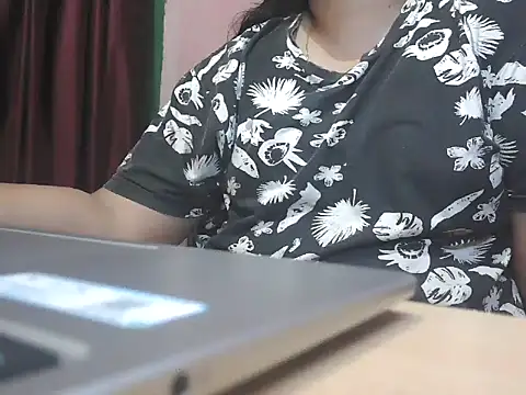 Snapshot of Savitabhabhii_ chatting on September 19, 5:12 pm Savitabhabhii online show from September 19, 5:12 pm