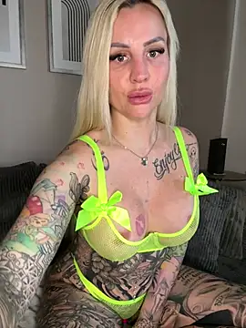 CoraDiamond online show from February 10, 12:19 pm