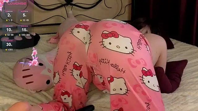 IrisSoCute online show from October 11, 9:03 am