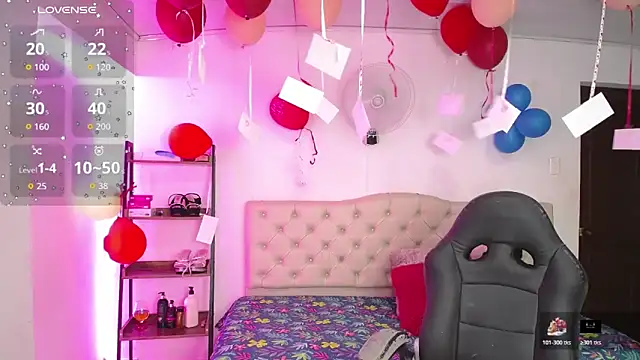 thalia mills19 online show from February 19, 2:00 am