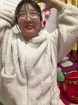 sisi-maiden online show from February 23, 1:54 pm