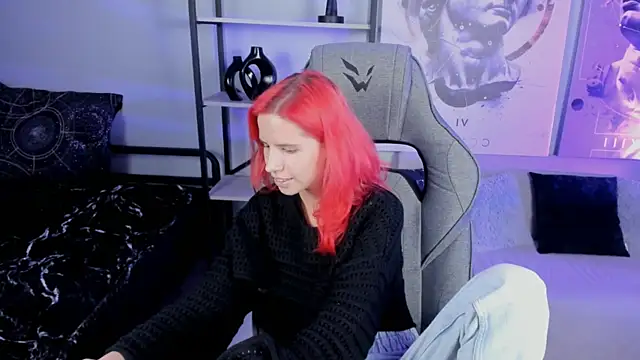 NitaNihil online show from October 2, 5:51 pm