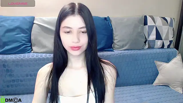 SelinLi online show from April 9, 8:31 am