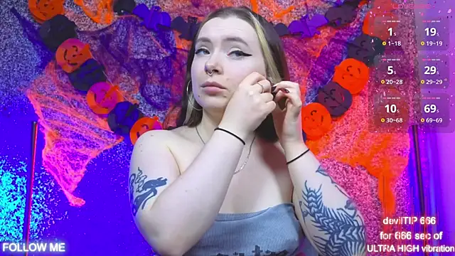 SadPotato  online show from October 28, 2:01 pm