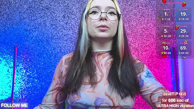 SadPotato  online show from October 17, 12:41 pm