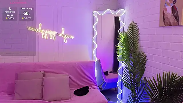 artemiss tay online show from September 10, 7:36 pm