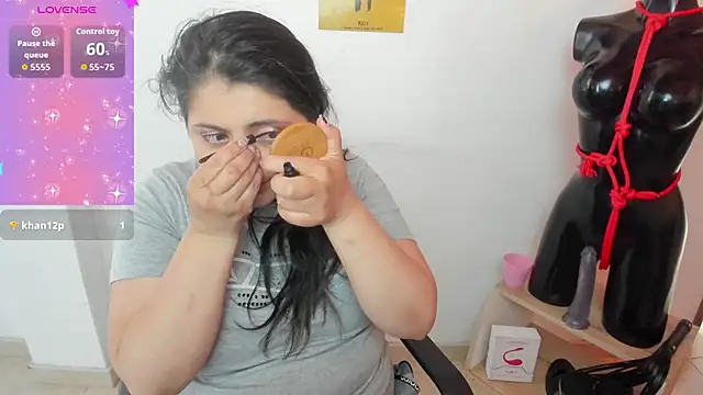 TifanyAmazinng online show from September 30, 12:44 pm