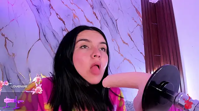 alicecute77 online show from February 26, 7:18 am