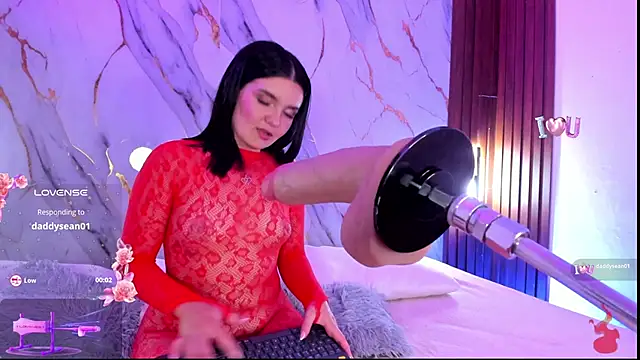 alicecute77 online show from April 10, 2:28 am