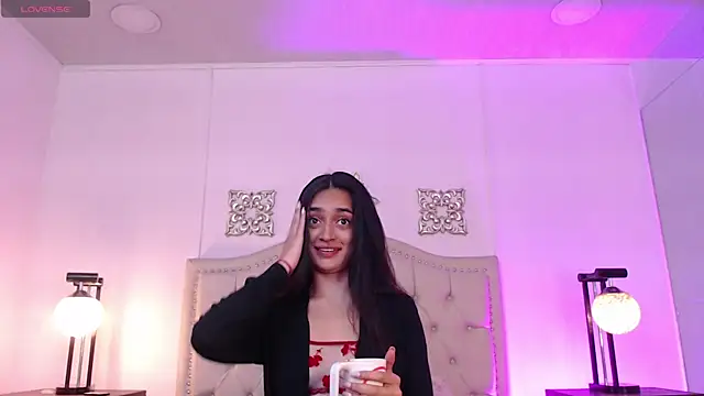 Snapshot of Leilani- chatting on October 14, 3:36 pm Leilani- online show from October 14, 3:36 pm