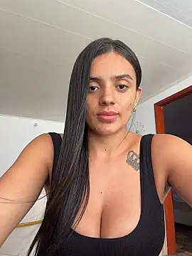 AnaaFaith  online show from January 13, 8:24 pm