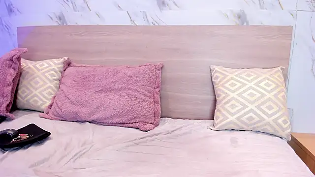 sofiagomez   online show from January 10, 8:02 pm