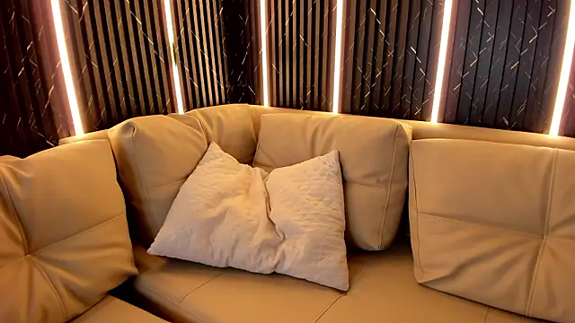 VanessaHard as online show from March 27, 3:08 am