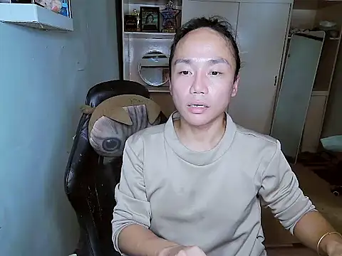 YourNikkieXxx online show from December 4, 7:10 am